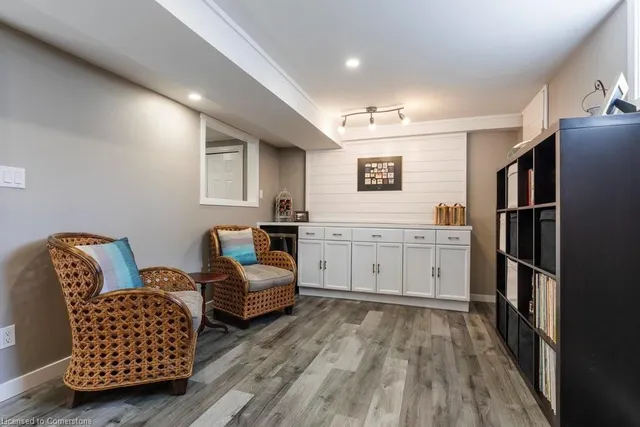 Additional image 32 of 3 Barrington Crt