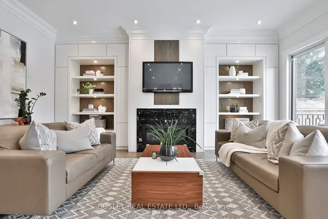 Additional image 15 of 30 Parkhurst Blvd