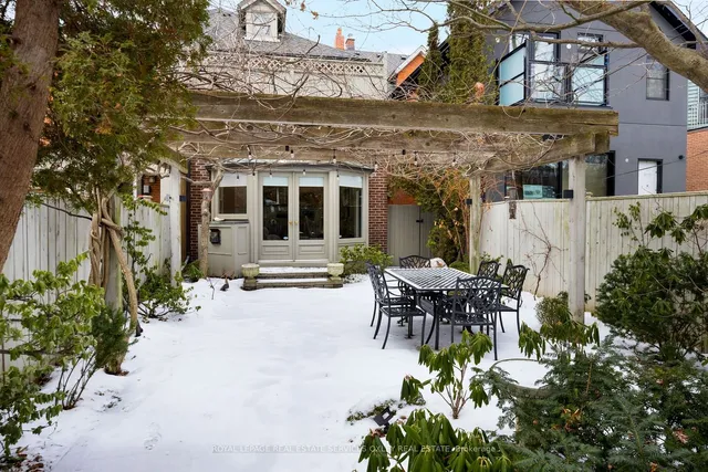 Additional image 27 of 137 Roxborough St