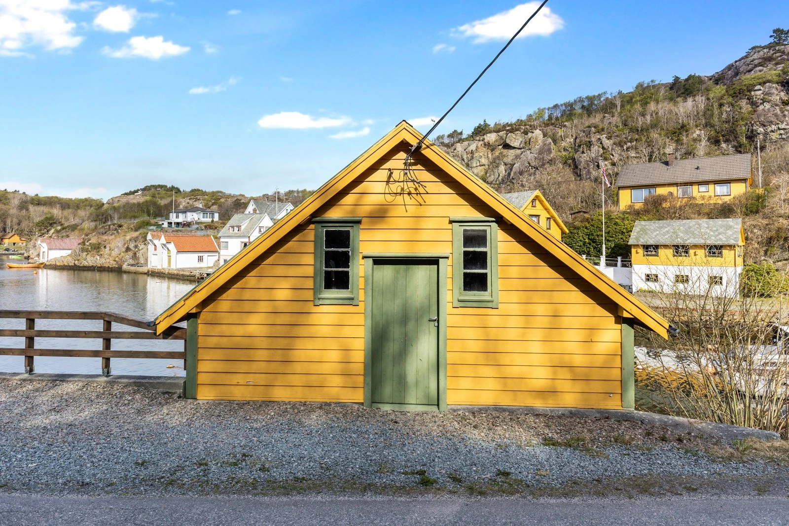 Additional image 2 of Gullvegen naust, 5437 Finnås