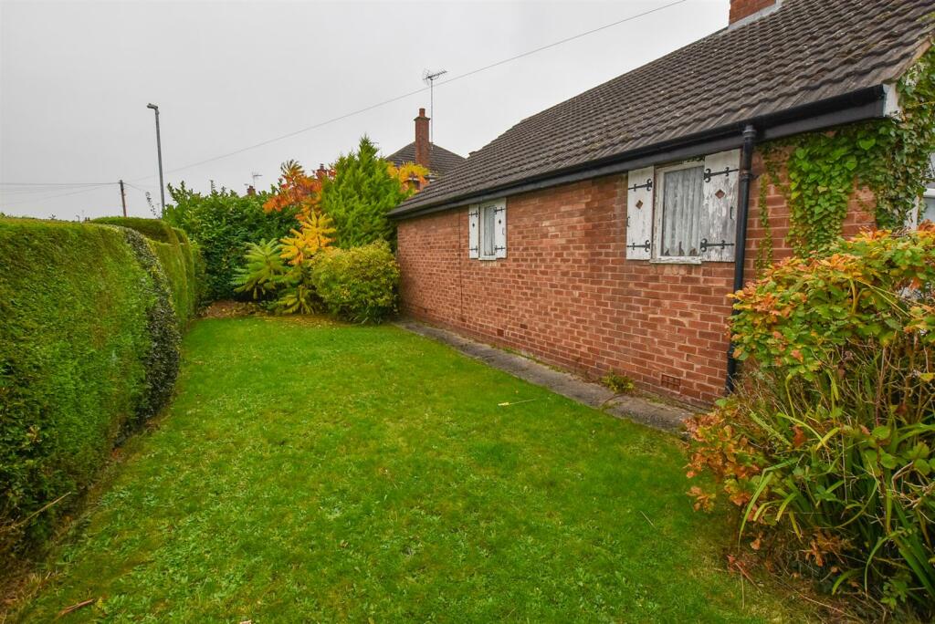 Additional image 20 of Alistair Drive, Bromborough