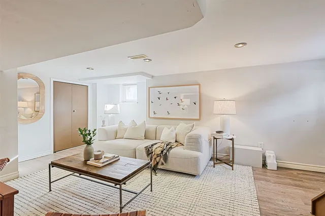 Additional image 27 of 158 Roslin Ave