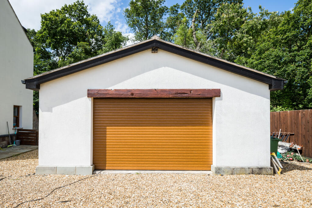 Additional image 30 of Thingwall Road East, Wirral, CH61