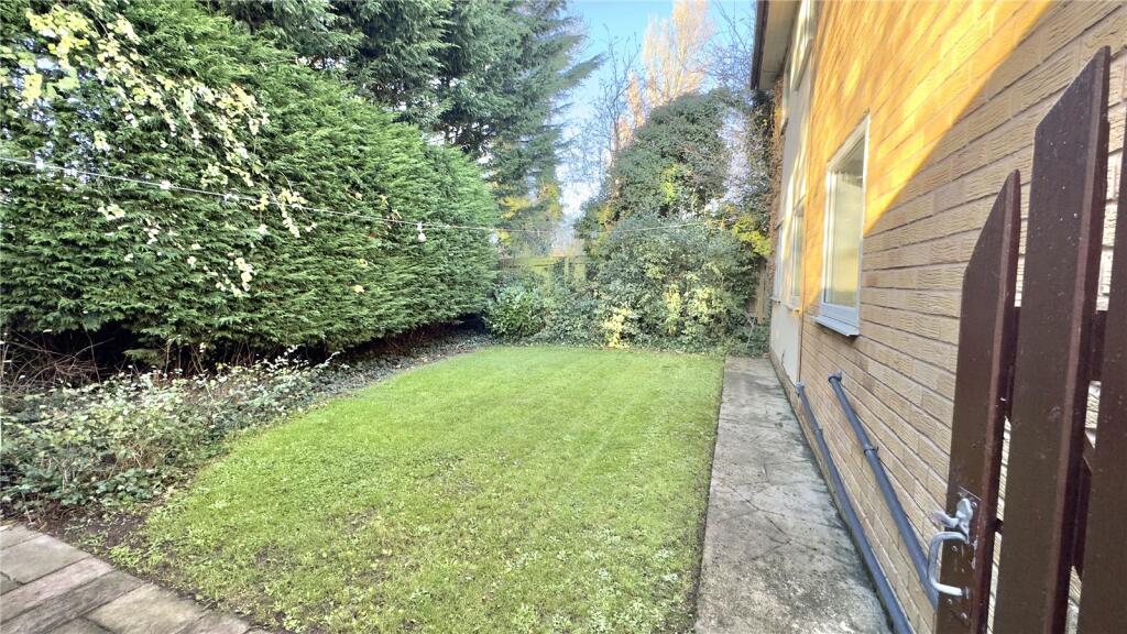 Additional image 20 of Marlfield Lane, Barnston, Wirral, CH61