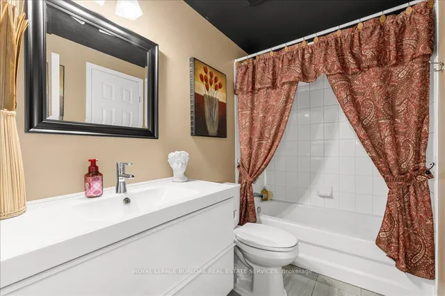 Additional image 15 of 5030 New St Unit 9