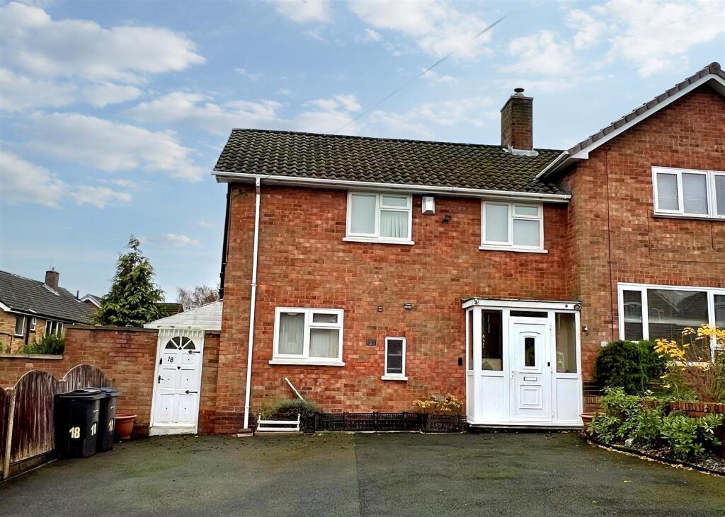 Hook Drive, Four Oaks