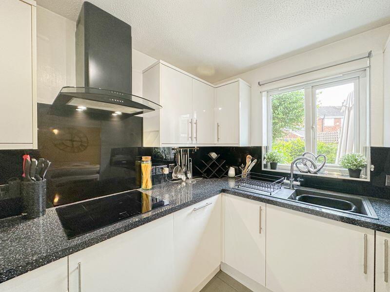 Additional image 8 of Smallridge Close, Pensby, Wirral, CH61