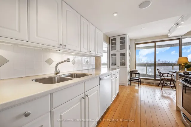 Additional image 14 of 61 St Clair Ave Unit 1001