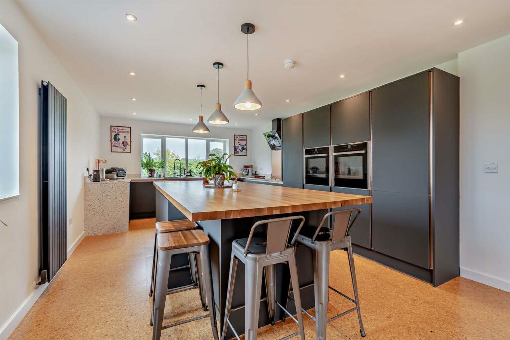 Additional image 21 of Ashton Lane, Ashton, Chester