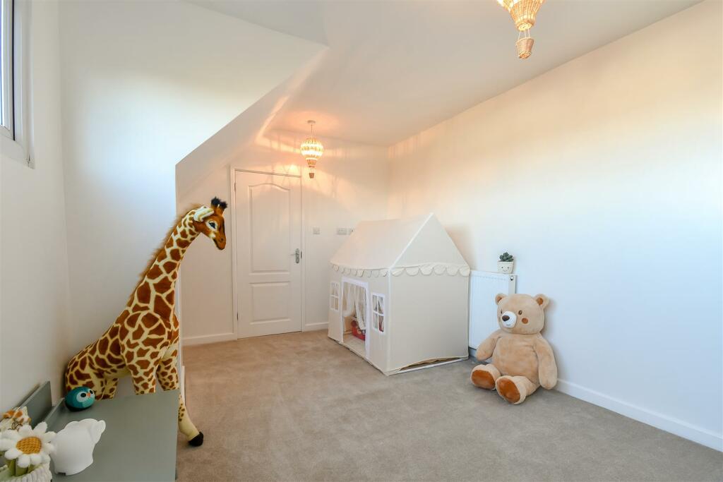 Additional image 13 of Highlight Lane, Barry