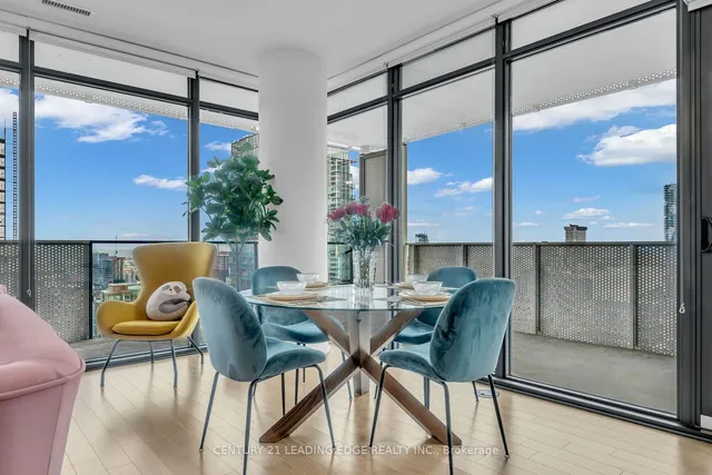 Additional image 16 of 20 Lombard St Unit 3603