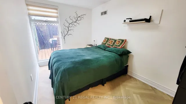 Additional image 14 of 364 The East Mall Unit 105