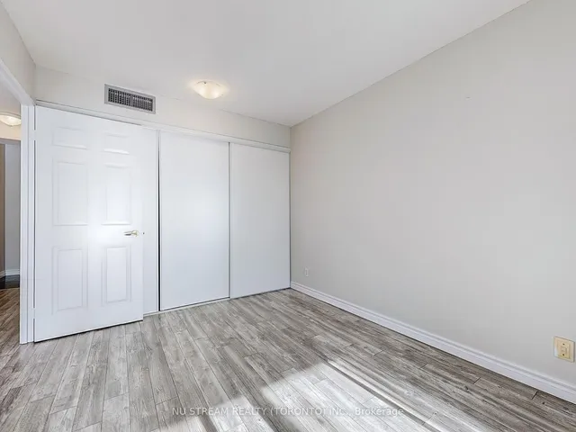 Additional image 12 of 18 Lee Centre Dr Unit 2007