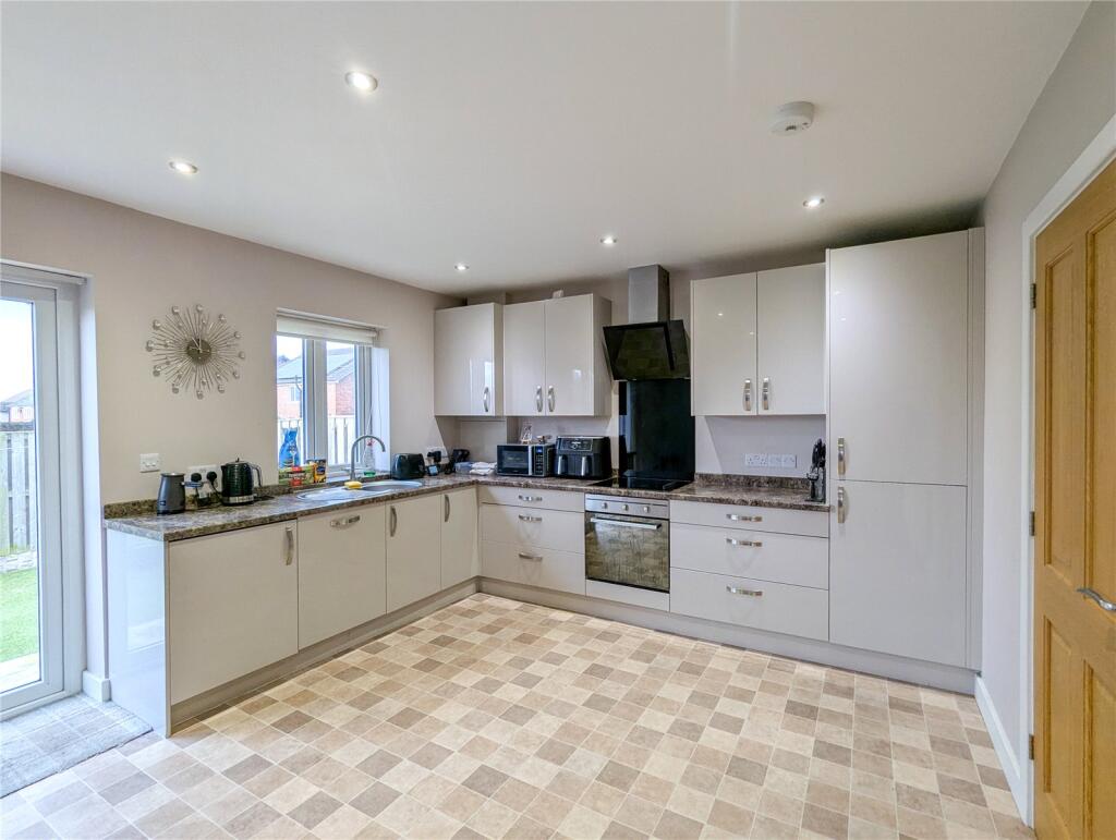 Additional image 16 of 6 Redfern Court, Carlisle