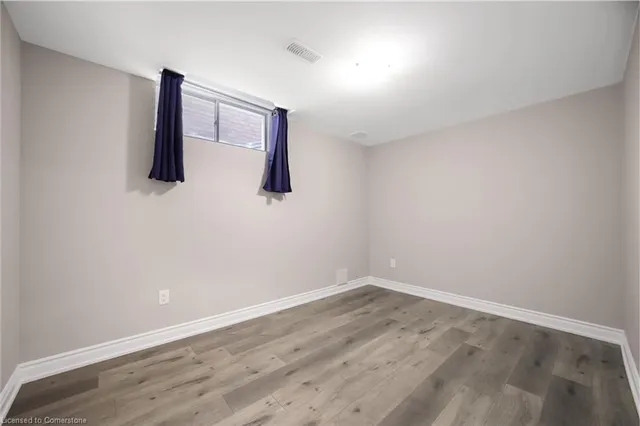 Additional image 30 of 8 Bethune Avenue