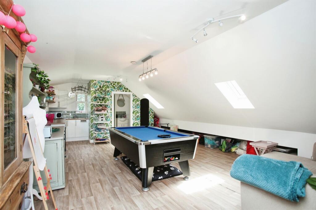 Additional image 28 of Woodland Terrace, Maesycoed, PONTYPRIDD