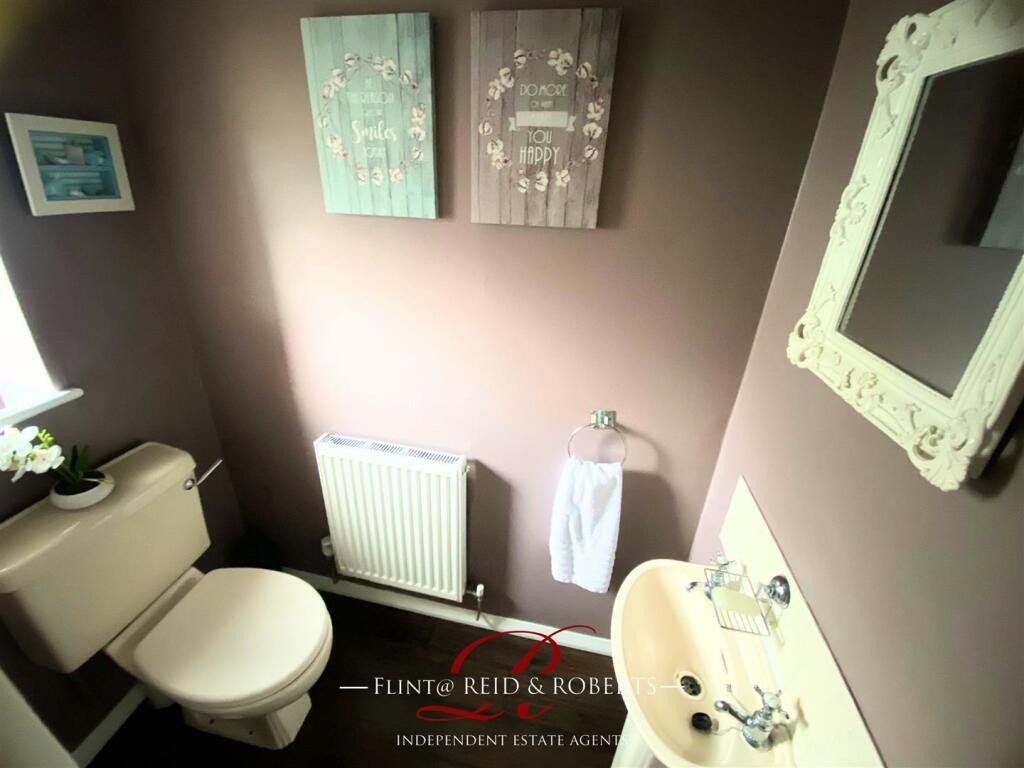 Additional image 3 of Min Awel, Flint