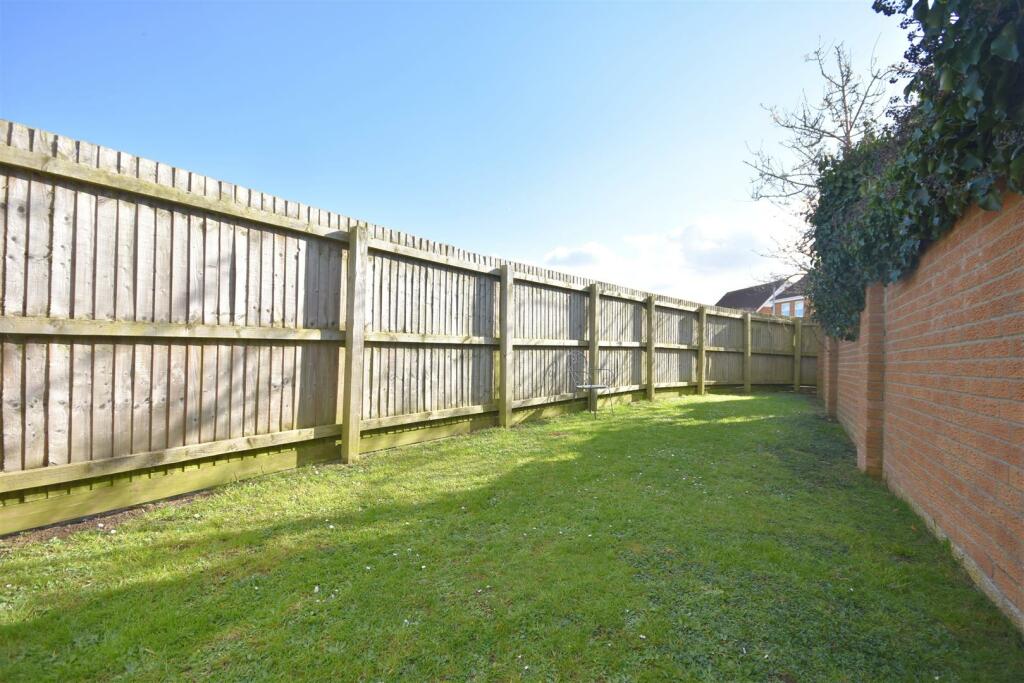 Additional image 17 of Starlight View, 156 Westward Rise, Barry, Vale of Glamorgan, CF62 6NQ