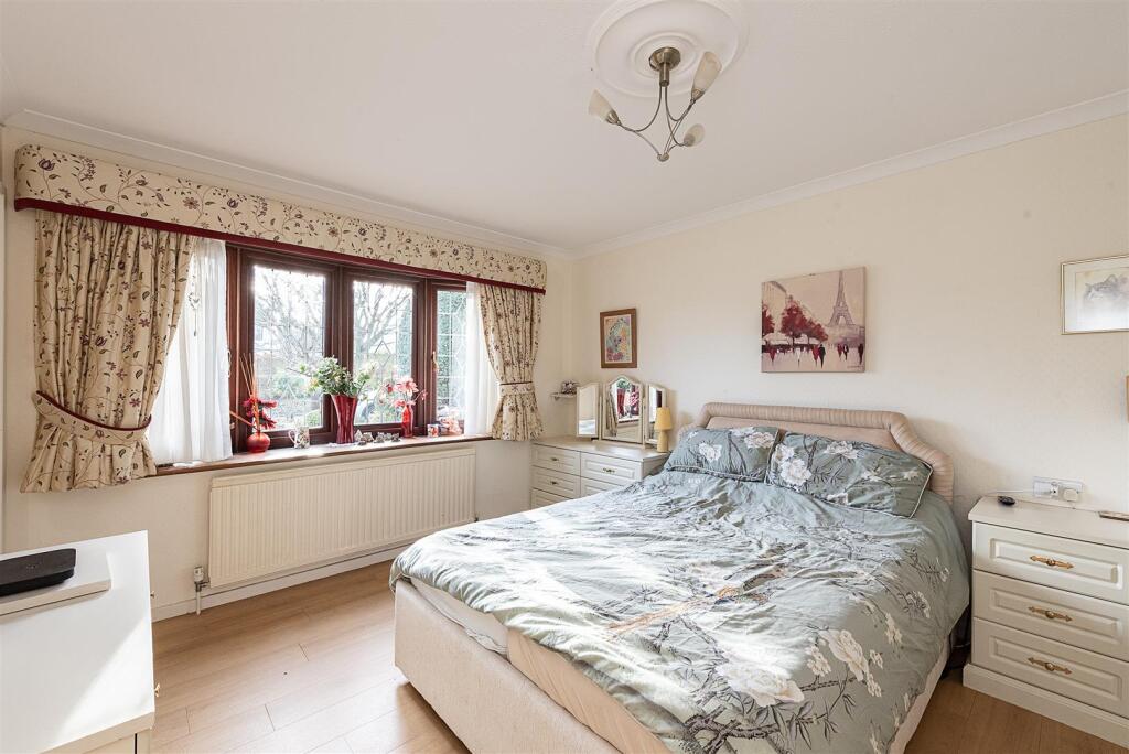 Additional image 8 of Hawsley Road, Harpenden