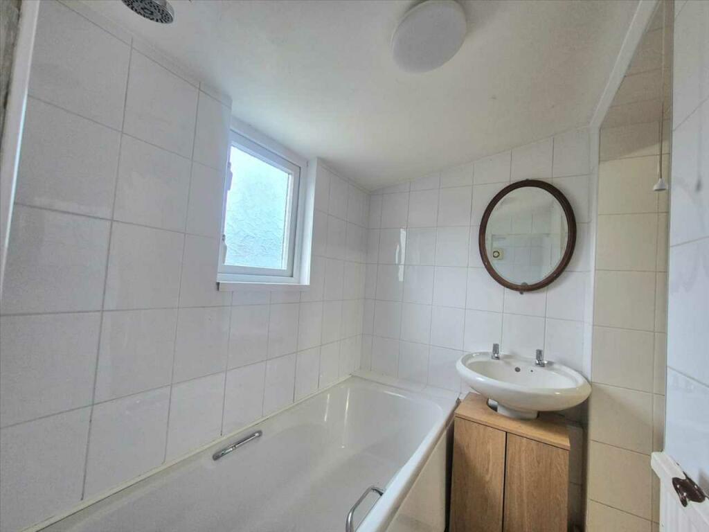 Additional image 9 of Collwyn Street, Porth