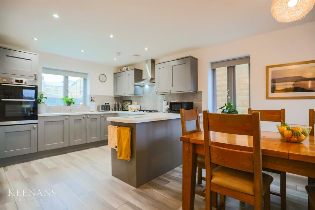 Additional image 4 of Windermere Avenue, Colne