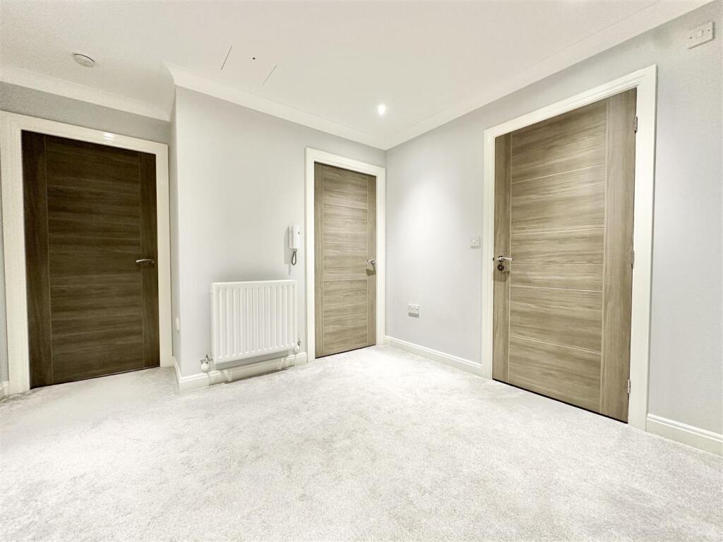 Additional image 17 of Whincroft Close, Ferndown