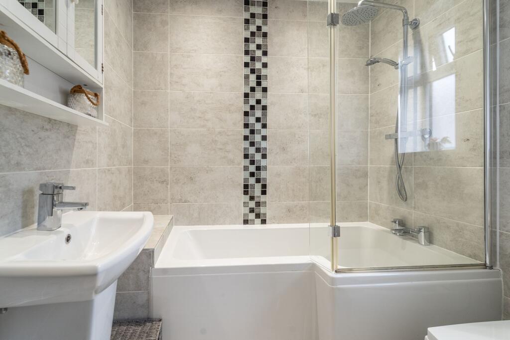 Additional image 20 of Queens Avenue, Flint, CH6