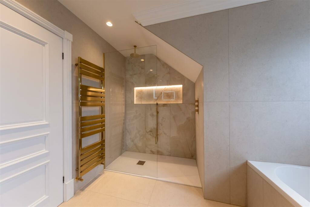 Additional image 46 of Belle Vue Lane, Guilden Sutton