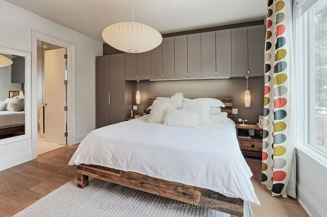 Additional image 21 of 115 Humbercrest Blvd