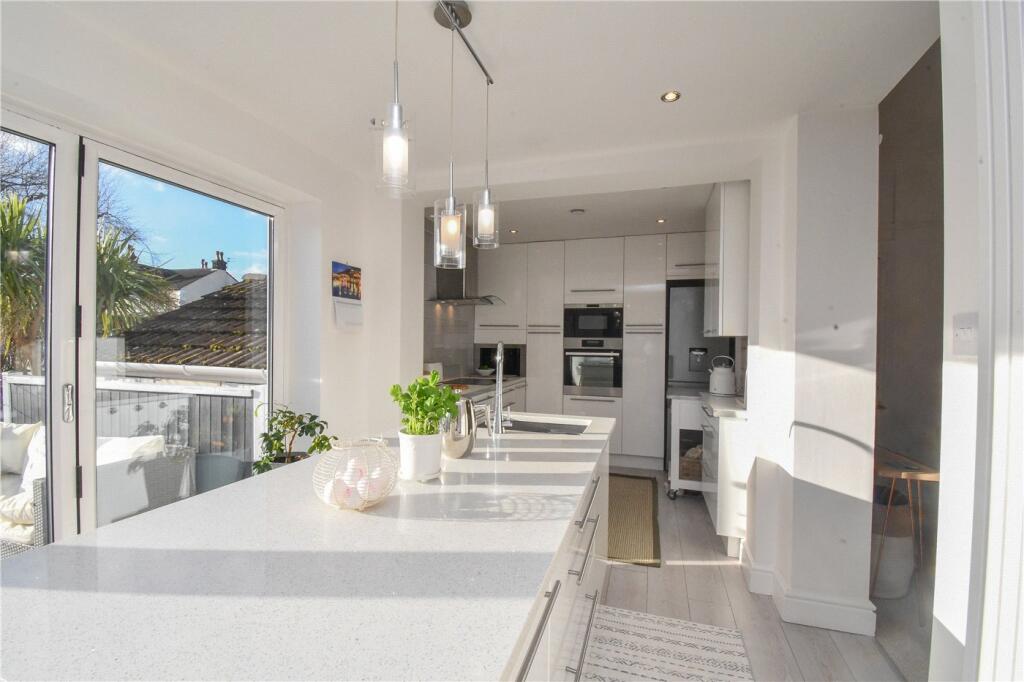 Additional image 19 of Grove Avenue, Heswall, Wirral