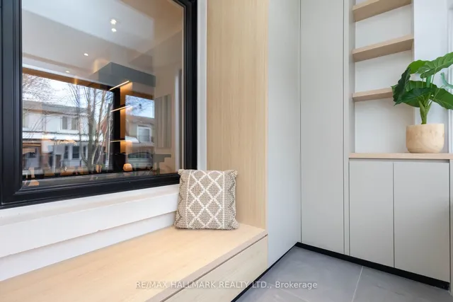 Additional image 3 of 147 Parkmount Rd