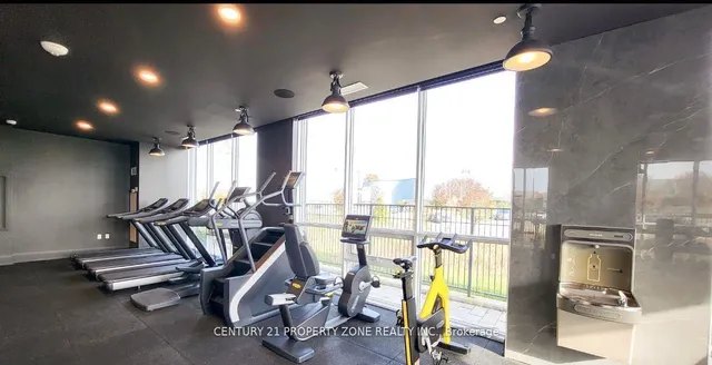 Additional image 17 of 1050 Main St Unit 705