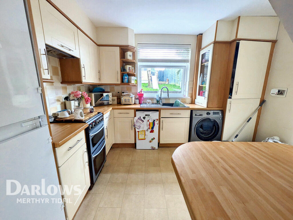 Additional image 4 of Maen Gilfach, Treharris