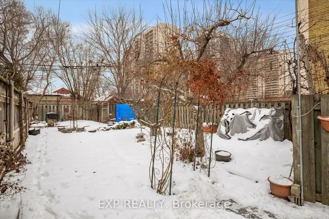 Additional image 8 of 892 Castlefield Ave