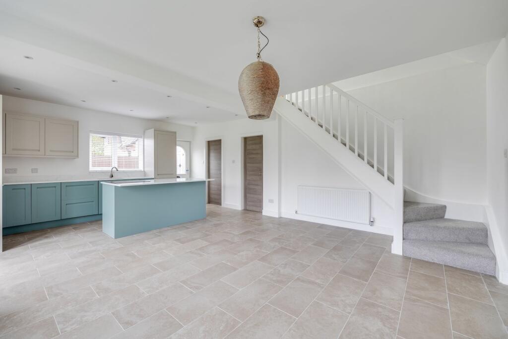 Additional image 5 of Upton Lane, Upton, CH2