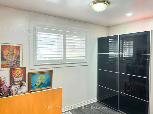 Additional image 18 of 59 Verobeach Blvd