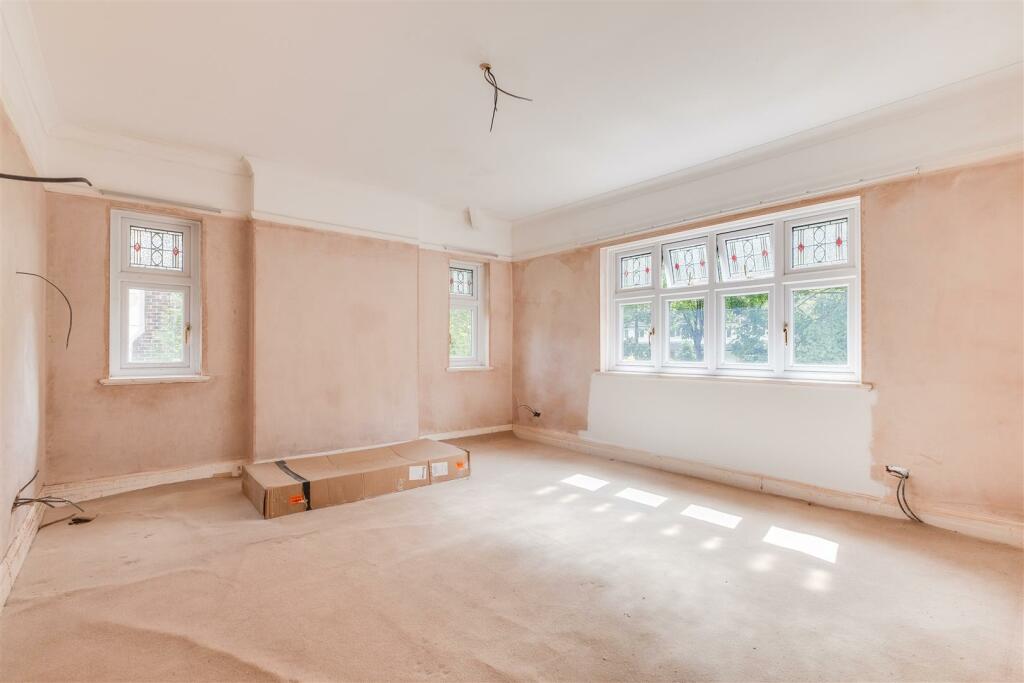 Additional image 30 of Earle Drive, Parkgate