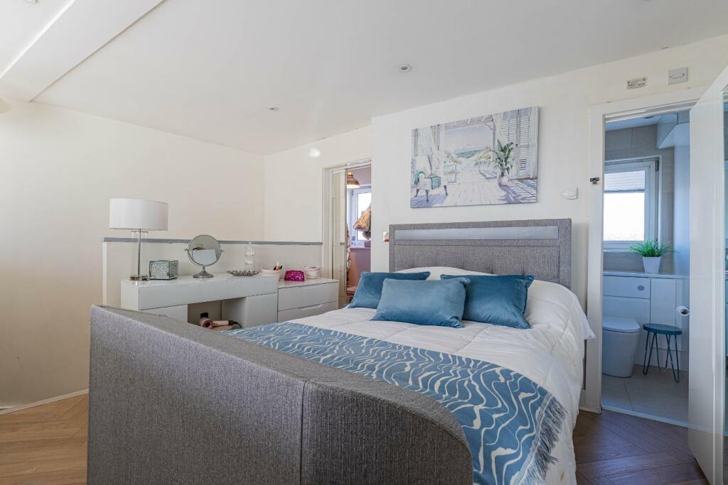 Additional image 4 of Stanwell Road, Penarth