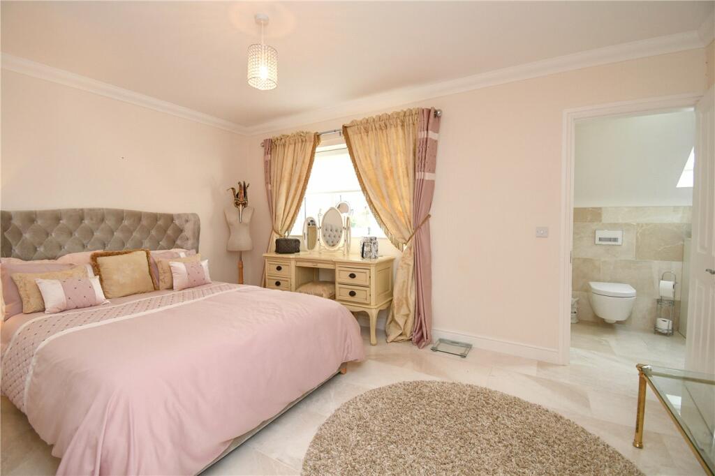 Additional image 20 of Neston Road, Willaston, Neston