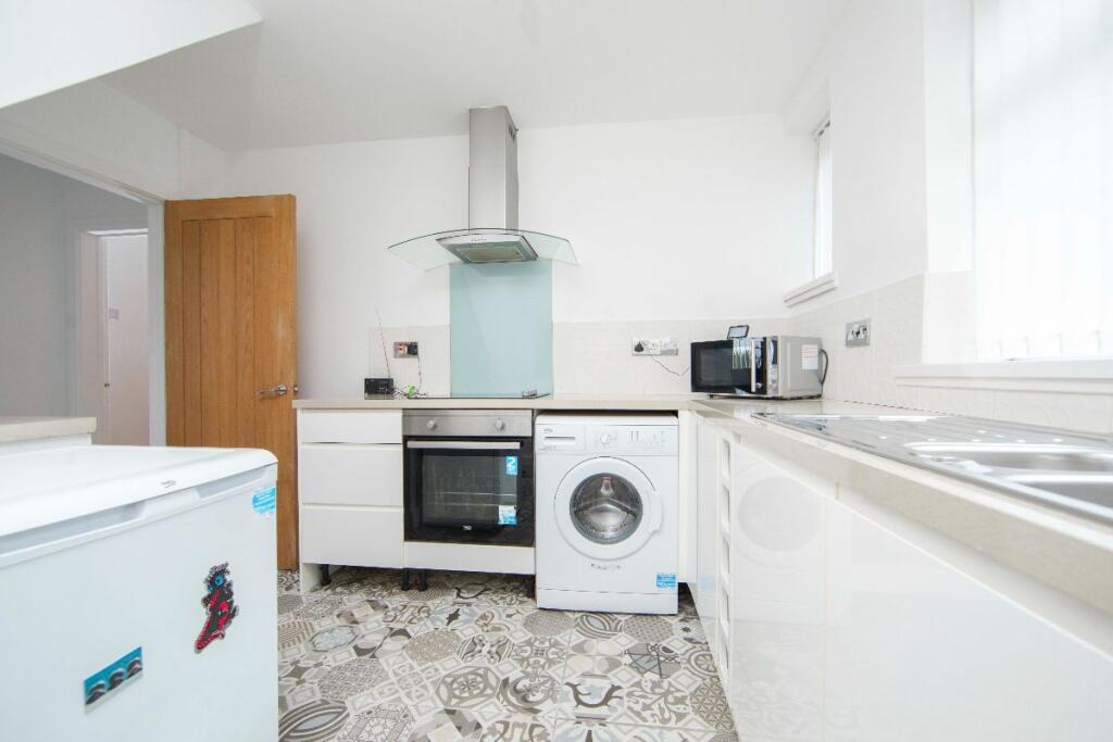 Additional image 12 of Maen Ganol, Trelewis, Treharris