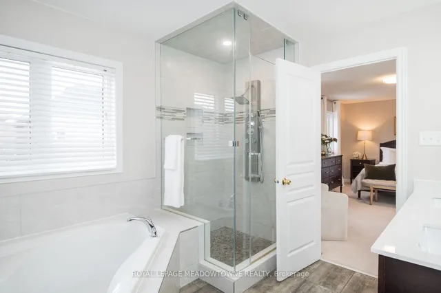 Additional image 25 of 401 Black Dr