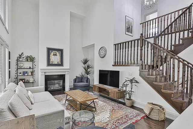 Additional image 8 of 3206 Sorrento Cres