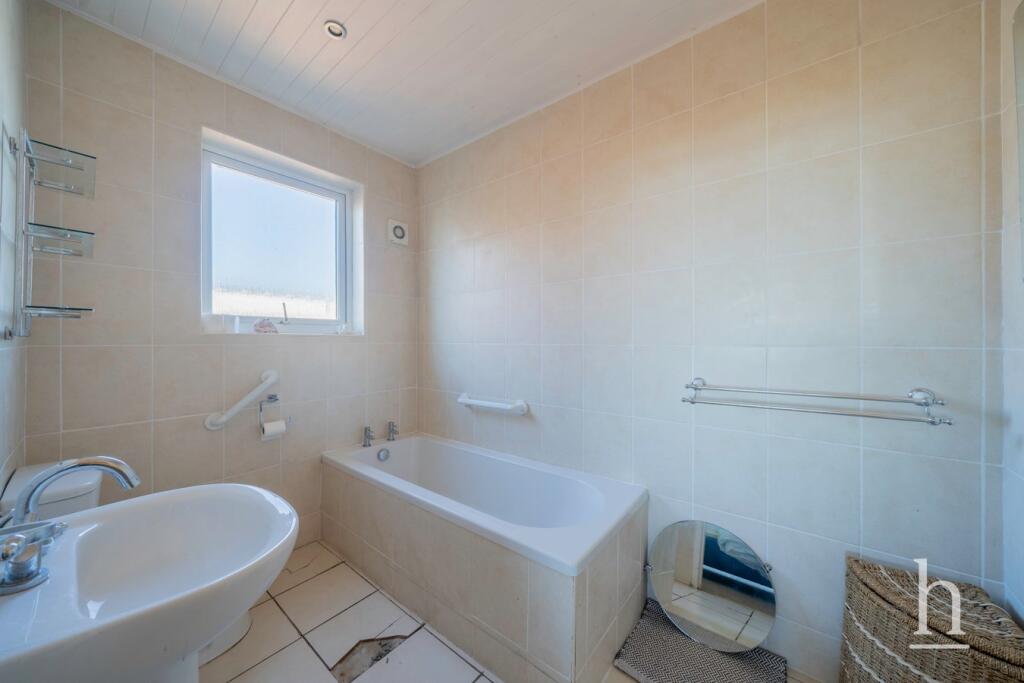 Additional image 8 of Kings Court, Hoylake, CH47
