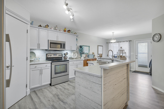 Additional image 2 of 148 Ireland Crescent