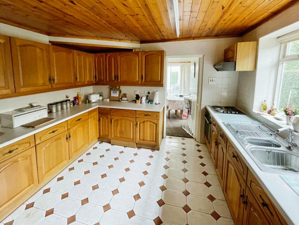 Additional image 3 of Windmill Rise, Upton, Chester, Cheshire, CH2