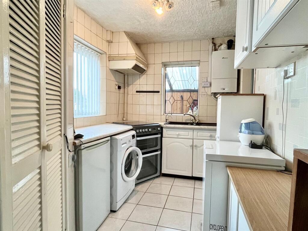 Additional image 6 of Hook Drive, Four Oaks