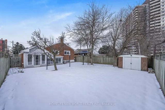 Additional image 32 of 109 Westhampton Dr