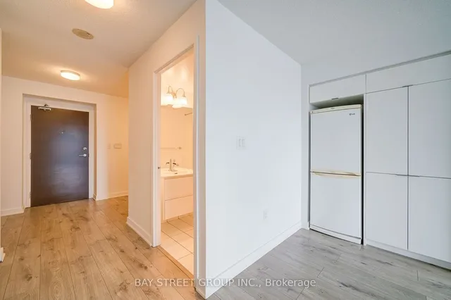 Additional image 14 of 21 Iceboat Terr Unit 1201