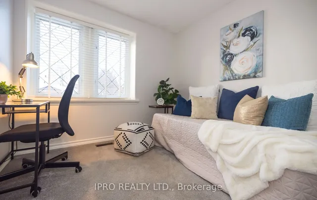 Additional image 16 of 821 Willow Ave