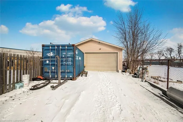 Additional image 33 of 725 Mud St